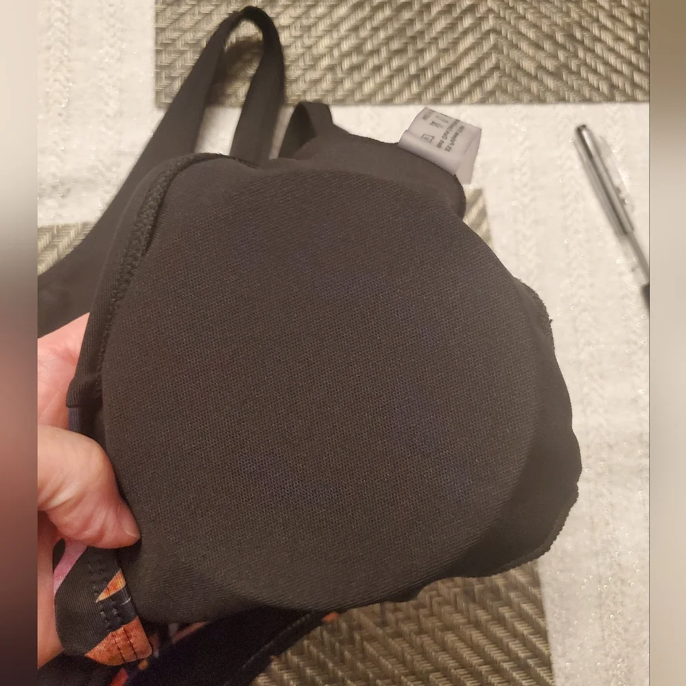 SHEIN Black and Vibrant Pattern Bikini Set - Picture 5 of 7